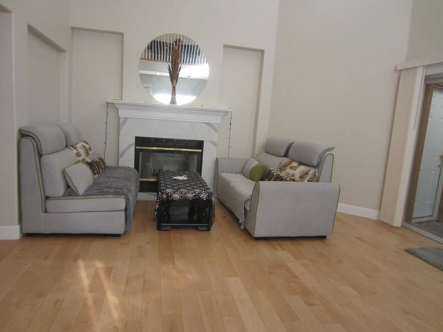 7149 Buckingham Blvd — Photo 1