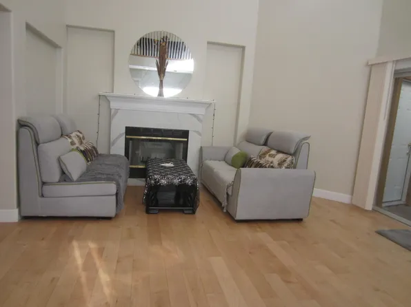 7149 Buckingham Blvd, Berkeley, CA 94705