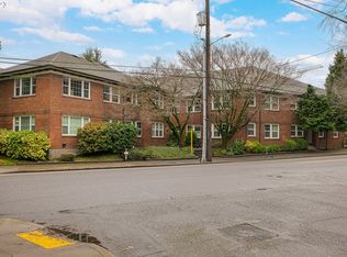 701 NE 28th Ave APT 6, Portland, OR 97232