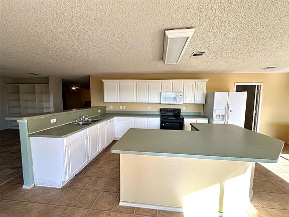 2nd image of 8520 Hawkview Dr