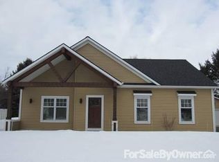 52 Wiley Rd, Fennville, MI 49408