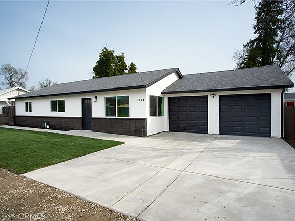 5th image of 2441 Madrone St