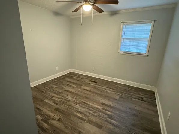 1680 Nisbet Lake Rd, Jacksonville, AL 36265