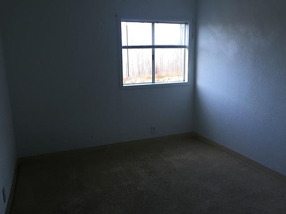5th image of 4855 Daisy Ln