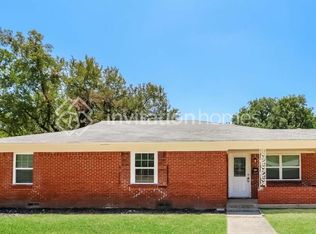 310 E Huitt Ln, Euless, TX 76040