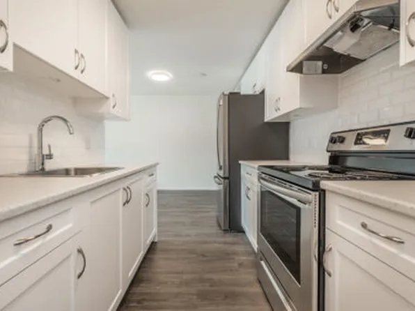 145-1573 Begbie St #1575, Victoria, BC V8R 1K8