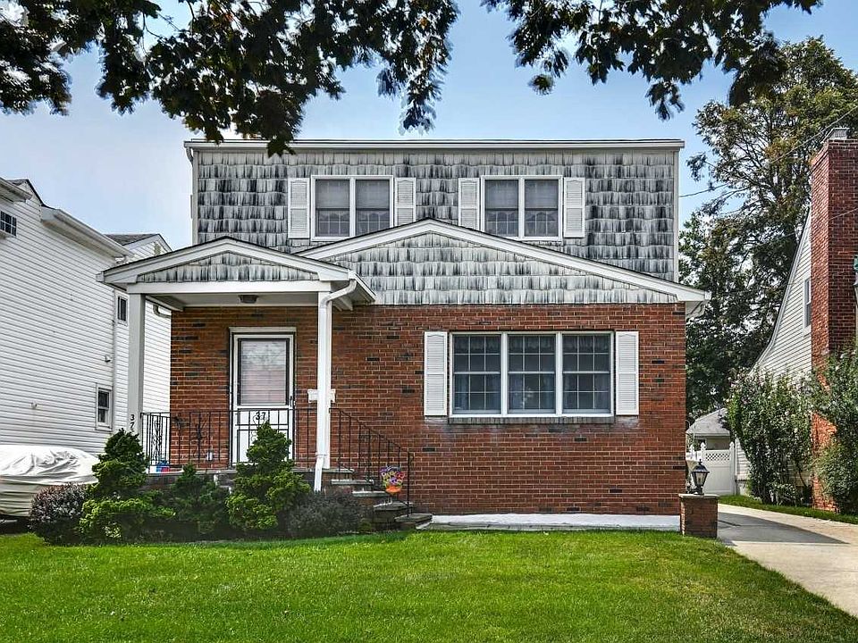 1st image of 37 Ambrose Ave