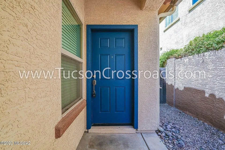 Building Photo - 1254 W Versilia Dr
