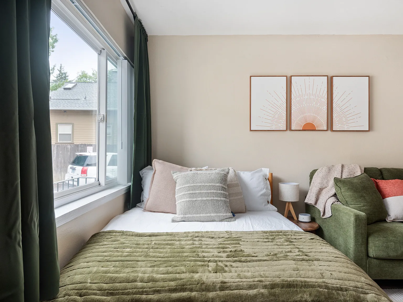 1 bed, $2,000 — Photo 2