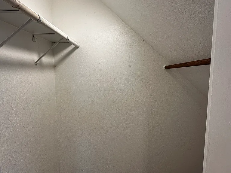 1386 Avenue U #1 — Photo 24