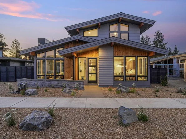 3202 NW Strickland Way, Bend, OR 97703