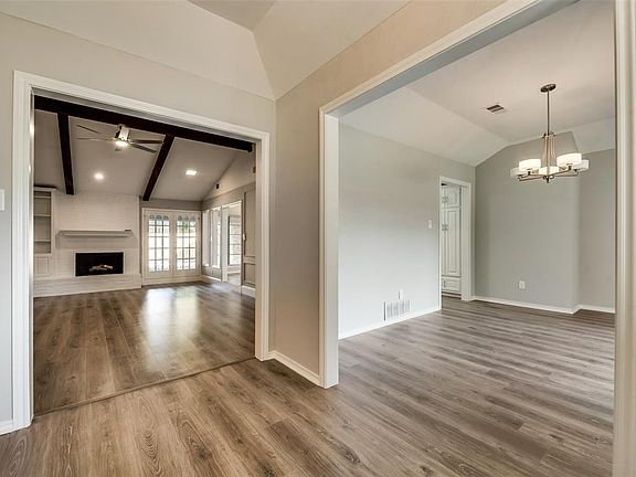 5th image of 4500 Shady Lake Dr