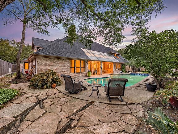 2nd image of 19823 Sunbridge Ln