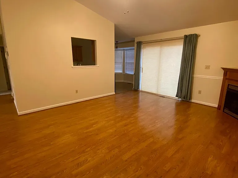 9504 S Royal Crest Ct — Photo 19