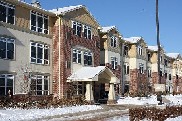 1st image of 2530 34th St E #211