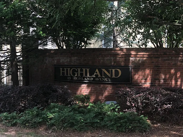 375 Highland Ave NE #1008 — Photo 2