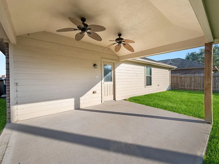 3031 E Lockeridge Village Dr — Photo 23