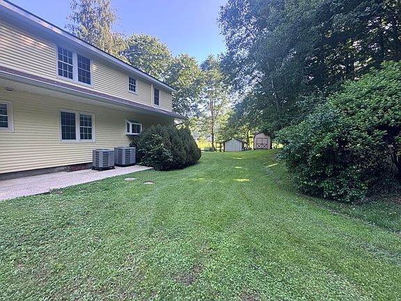 5th image of 5084 Middle Fork Rd