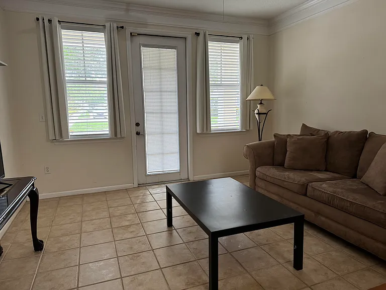 276 Murcia Dr #111 — Photo 11