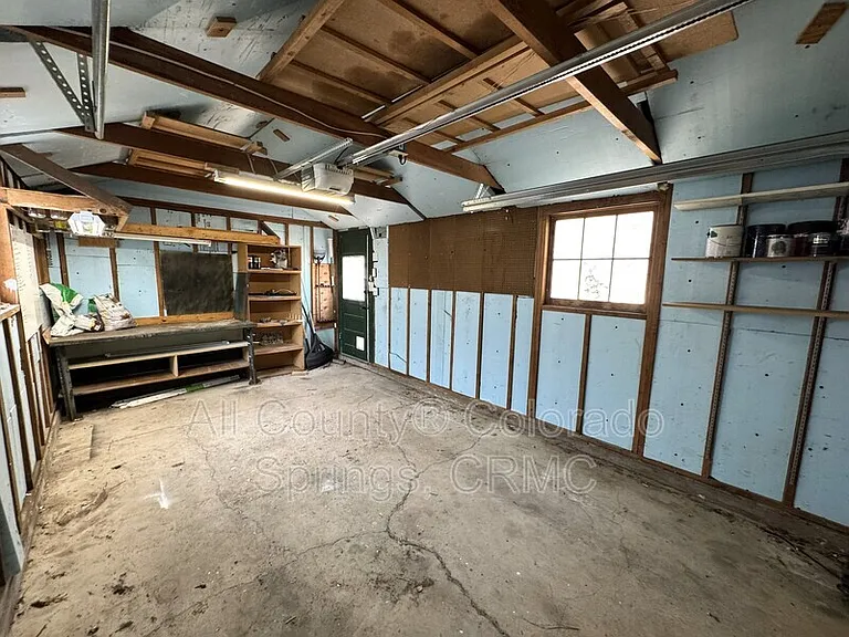 814 S Institute St — Photo 23