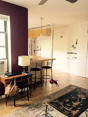 Rented by Bank Neary | media 79