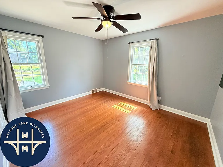 10431 W Hillside Ave — Photo 12