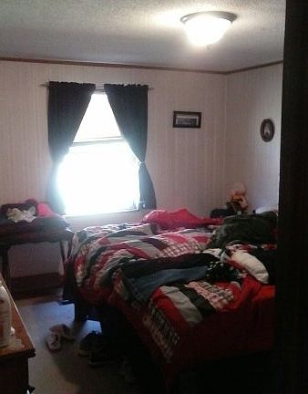 5th image of 2812 6th Ave E