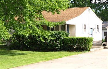 1st image of 393 Garland Dr