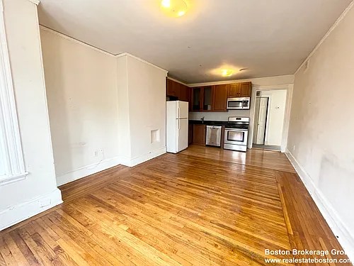 76 Saint Stephen St #3 Photo 1