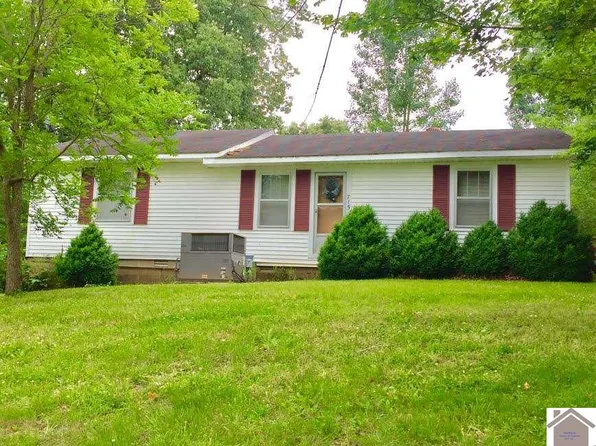 715 Sunset Dr, Benton, KY 42025