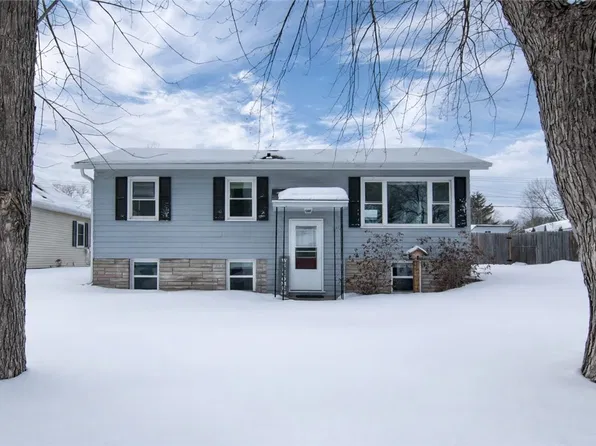 2714 Blakeley Avenue, Eau Claire, WI 54701