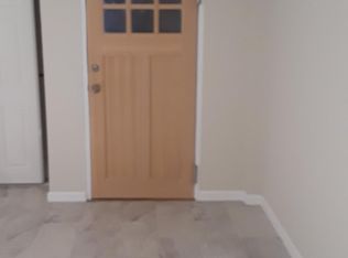 10 Washington St #4, Clark, NJ 07066