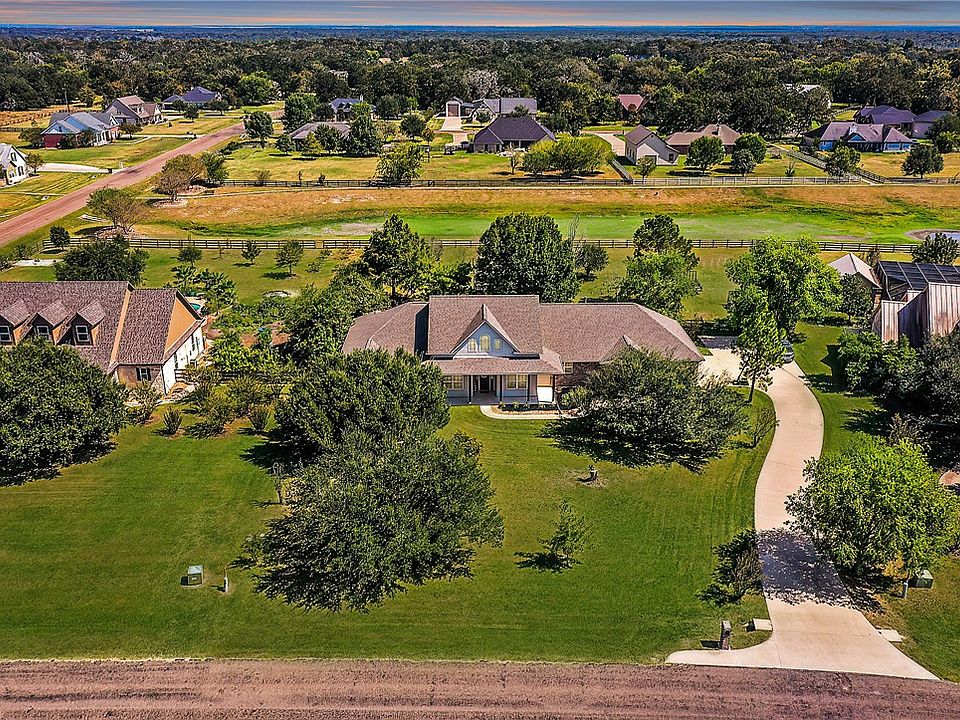 1st image of 1684 Peach Crossing Dr