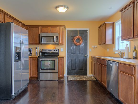 5th image of 100 Aldwych Ave