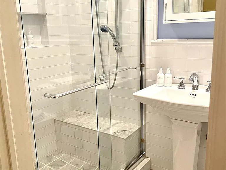 1612 E Lake Dr — Photo 21