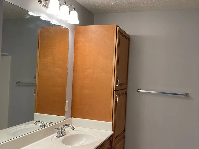 141 Twin Lakes Dr — Photo 29