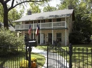 8 Chisholm Trl, Round Rock, TX 78681