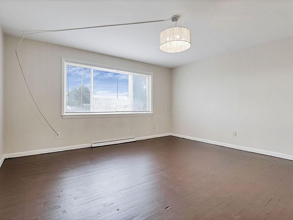 5th image of 5180-5182 Beacon Hill Ct