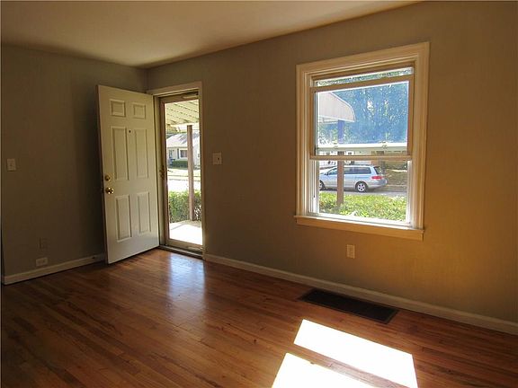 4th image of 231 N American Blvd
