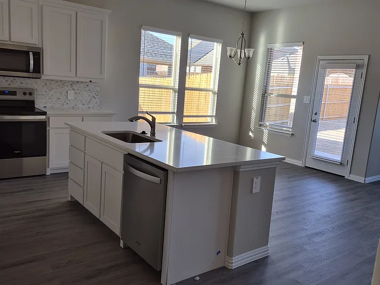 280 Cisco Trl — Photo 7
