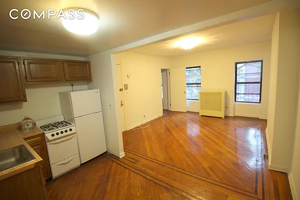 Rented by Compass | media 30