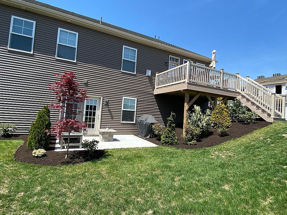 2nd image of 1635 Quincey Dr