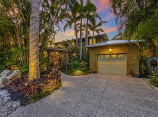 208 75th St, Holmes Beach, FL 34217