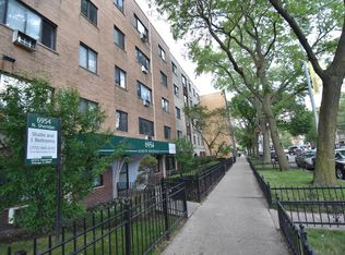 6954 N Sheridan Rd APT 101, Chicago, IL 60626