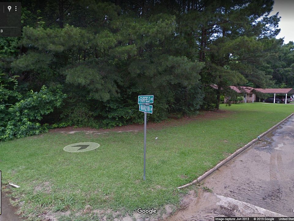 2nd image of 2420 Fairfield St