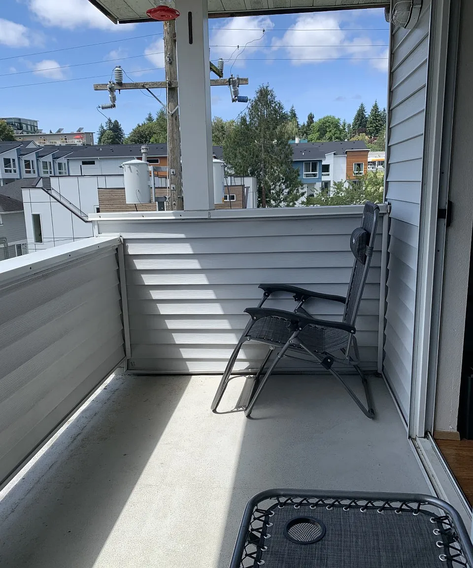 Maple Leaf Court — Photo 1