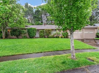 537 Antelope Way, Eugene, OR 97401