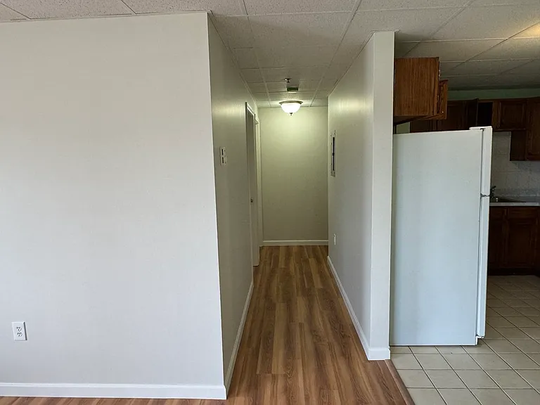 64 Foster St — Photo 12