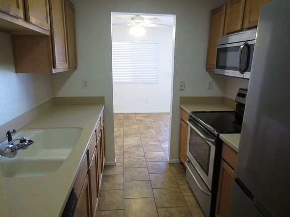 4th image of 7550 N 12th St Unit 126