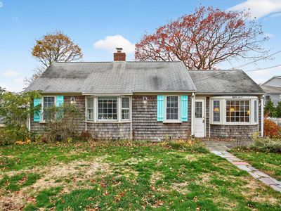 87 Spring Street, Hyannis, MA, 02601